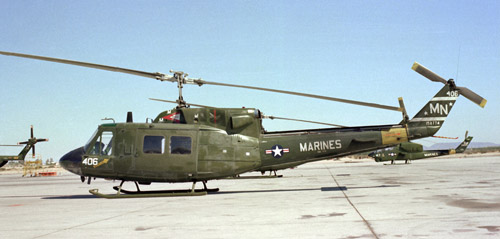 вертолёт UH-1H